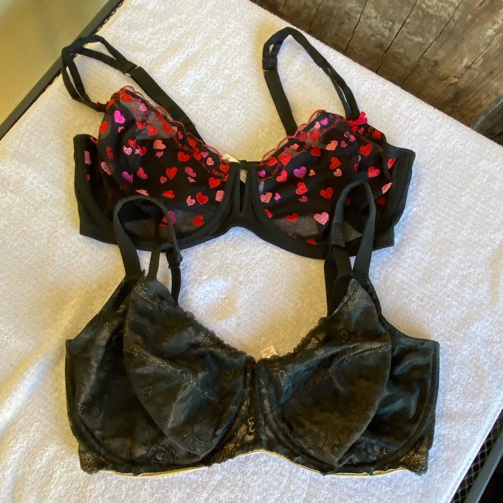 Bra and panty Bundle Cacique 2Bras 2panties. Plus size.
38H 40F Valentine sexy.